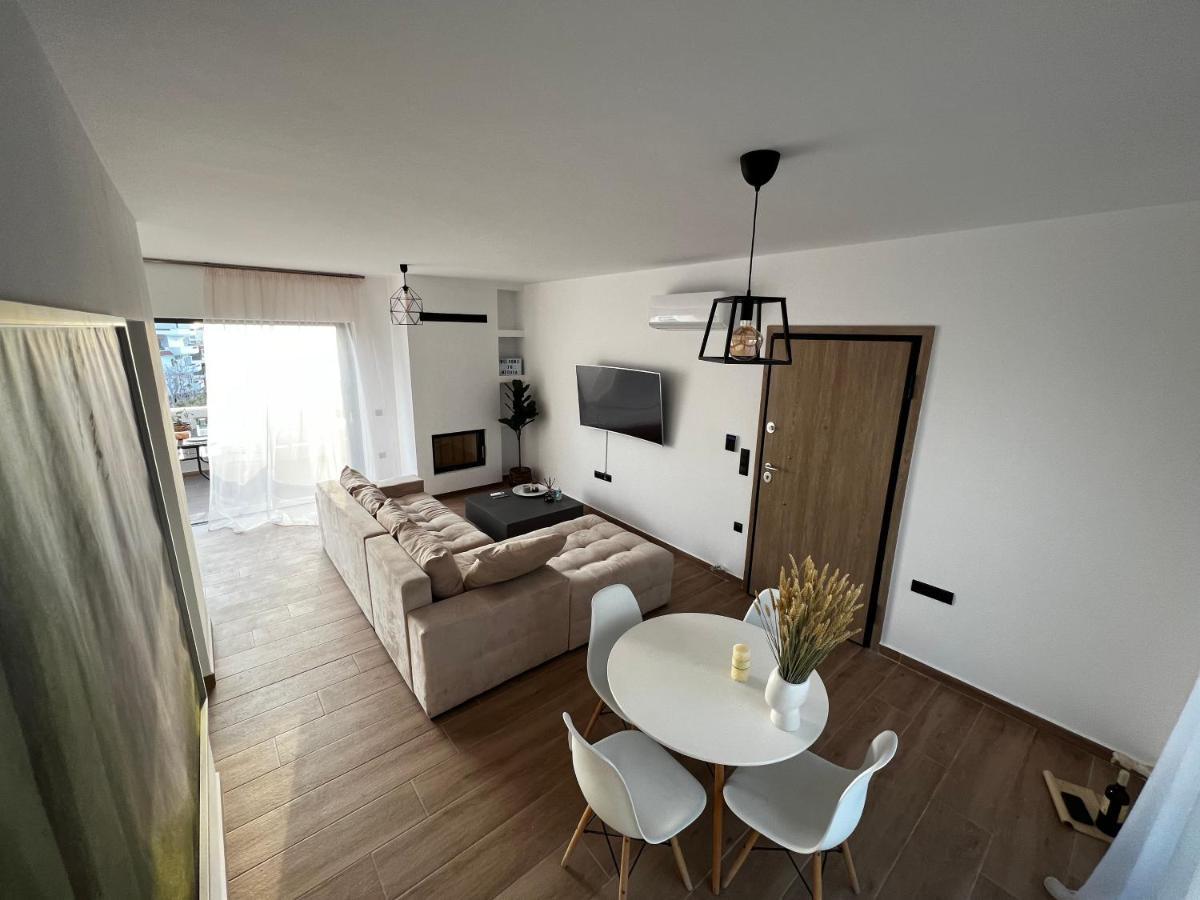 Apartment Medusa In Agios Dimitrios Athens