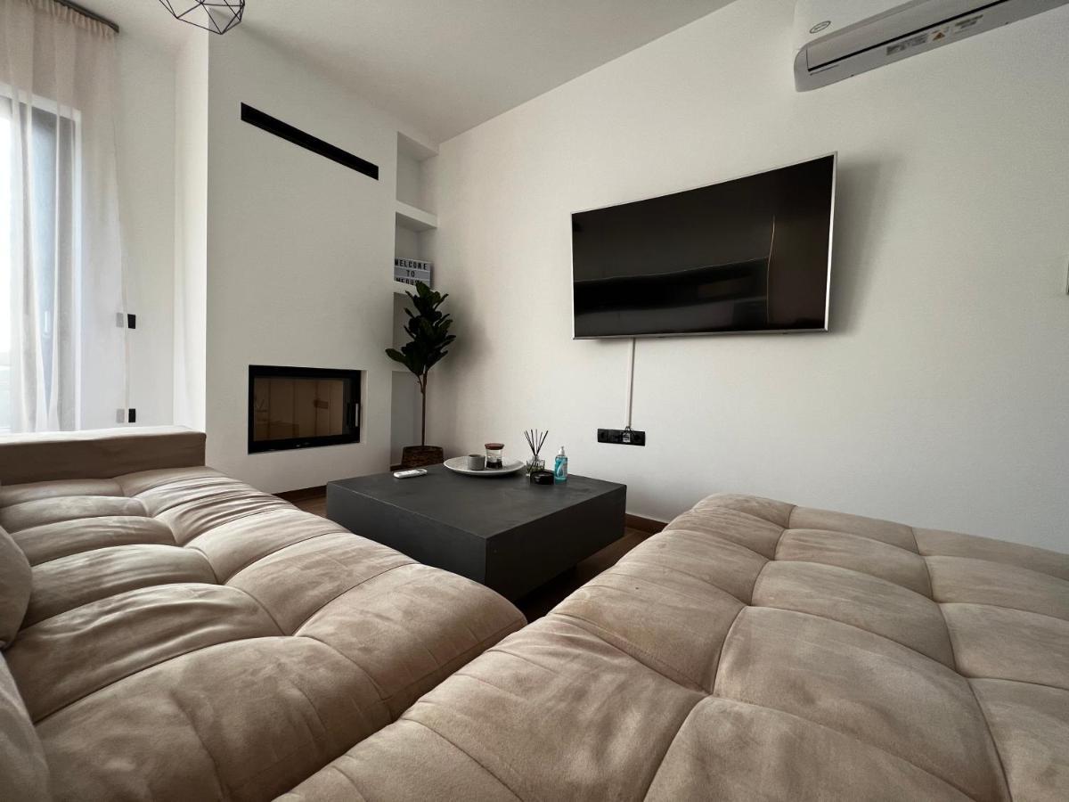 Apartment Medusa In Agios Dimitrios Athens
